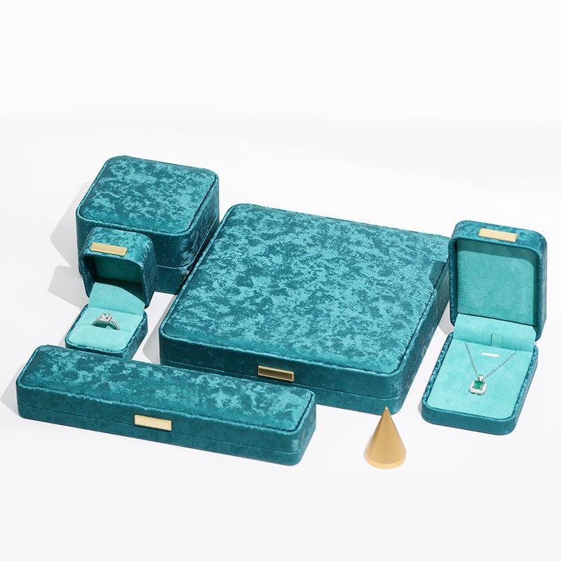 New Luxury Dubai Jewelry Box Customized Logo Ring Box with Luxury PU Leather New Fashion Embalagem Joias for Rings