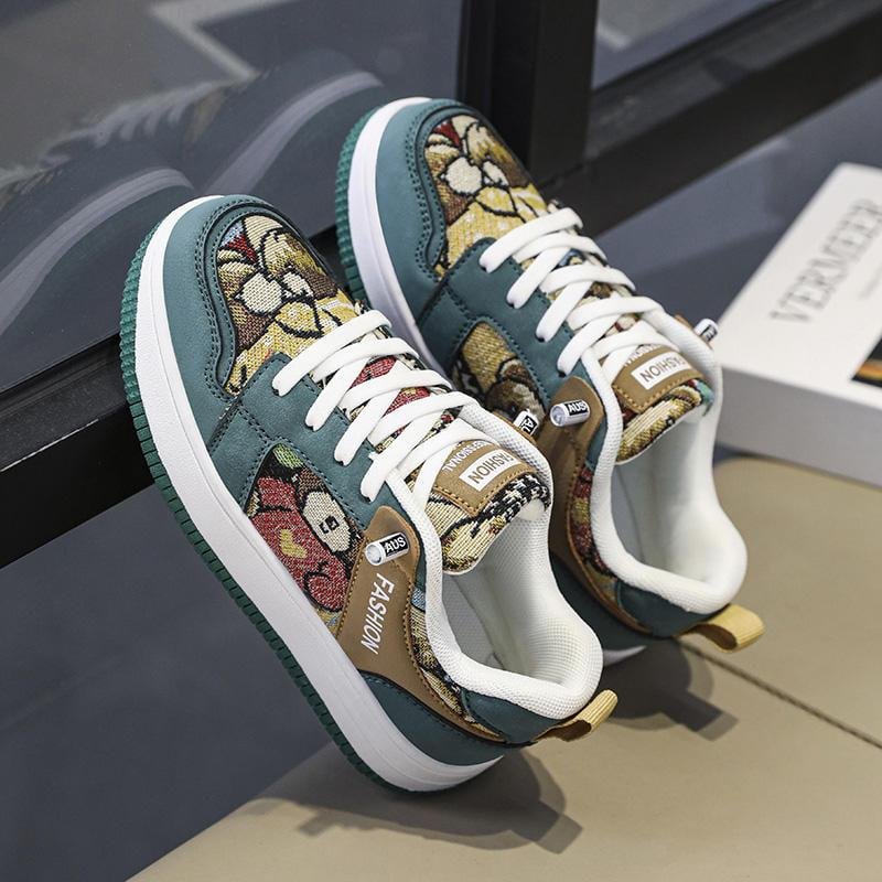 Lightweight Casual Mesh Sports Shoes for Children's Comfortable Breathable Design with Round Toe for Autumn Season and Summer